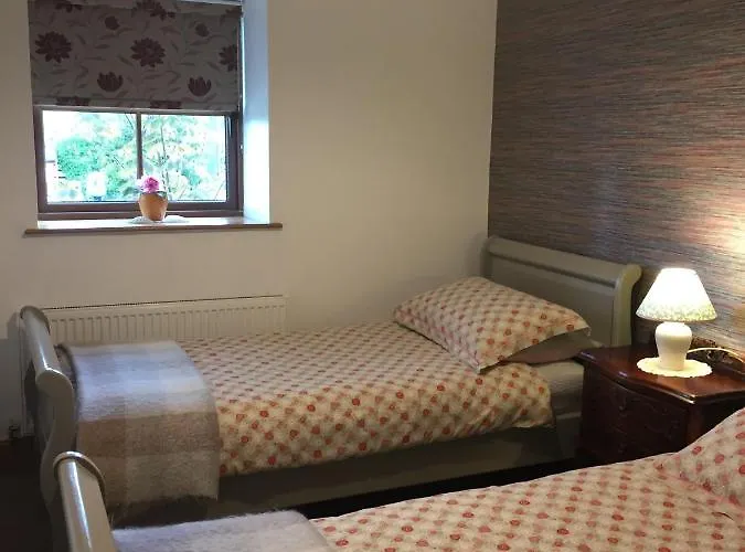 Woodvilla * Kilmore (Wexford)