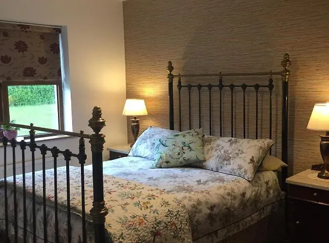 Woodvilla